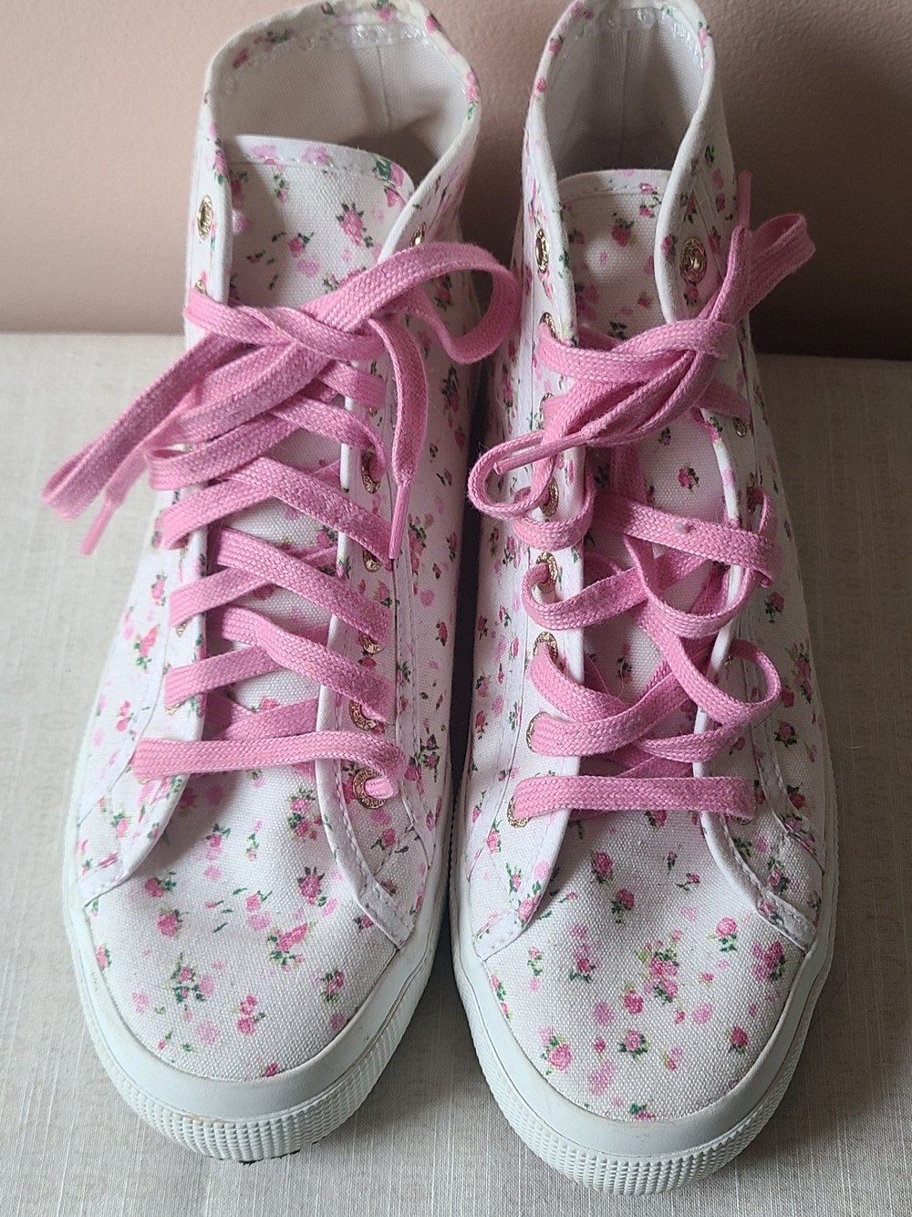 SUPERGA Women’s White Floral High-Top Sneakers with Pink Laces